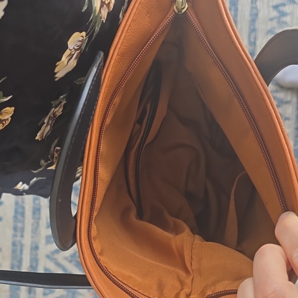 Anthropologie Tabitha Fold over clutch/bag - Picture 6 of 9